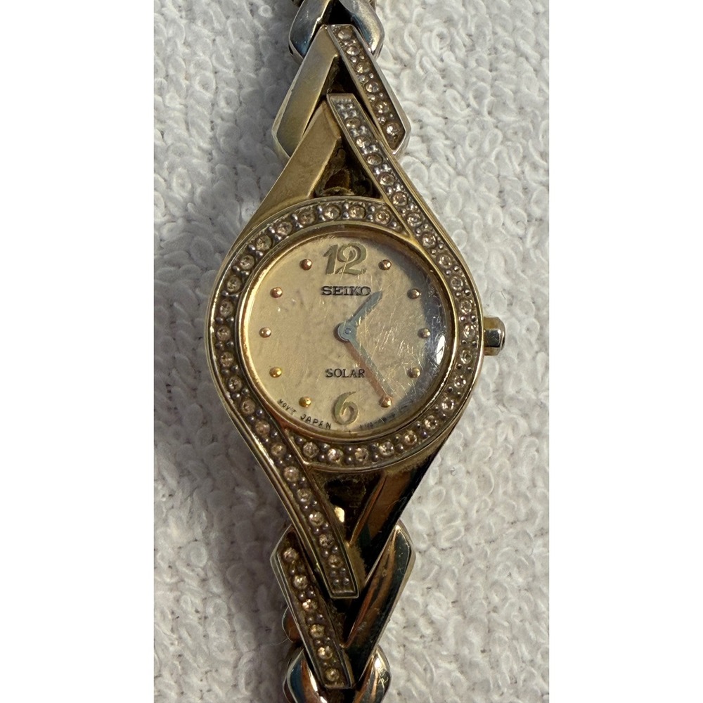 Seiko Solar Gold Tone Crystal Dress Watch V115-0AP0 Japan Movt Chevron Bracelet